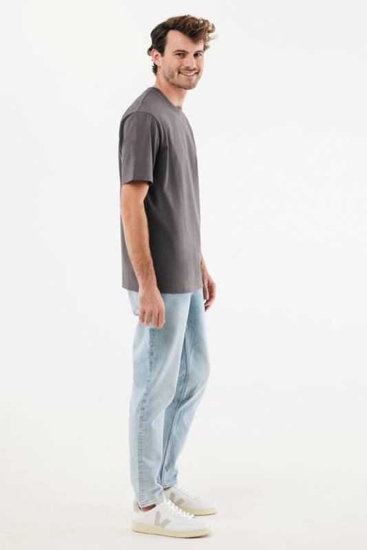 Футболка Iqoniq Nikko из переработанного хлопка, 220 г/м²