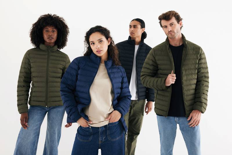 Мужская стеганая куртка Iqoniq Maiko из переработанного полиэстера AWARE™