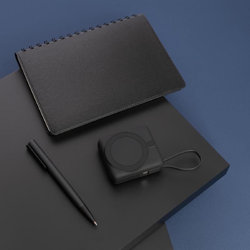 Внешний аккумулятор с подсветкой Риттер PD (Ritter PD) 10000mAh с функцией беспроводной зарядки 15W